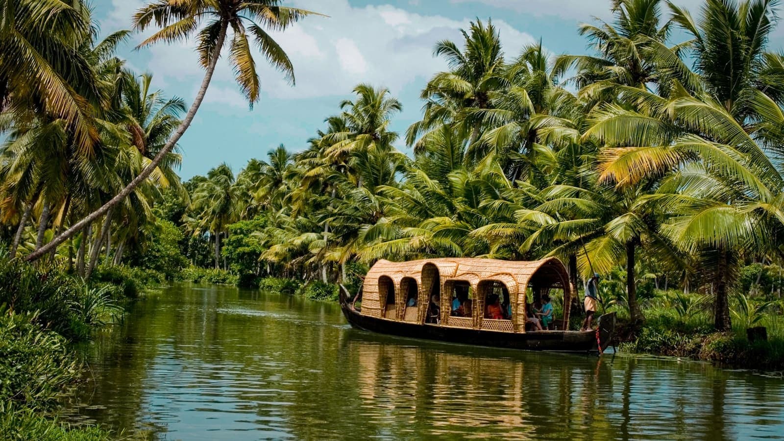 Kerala houseboat
